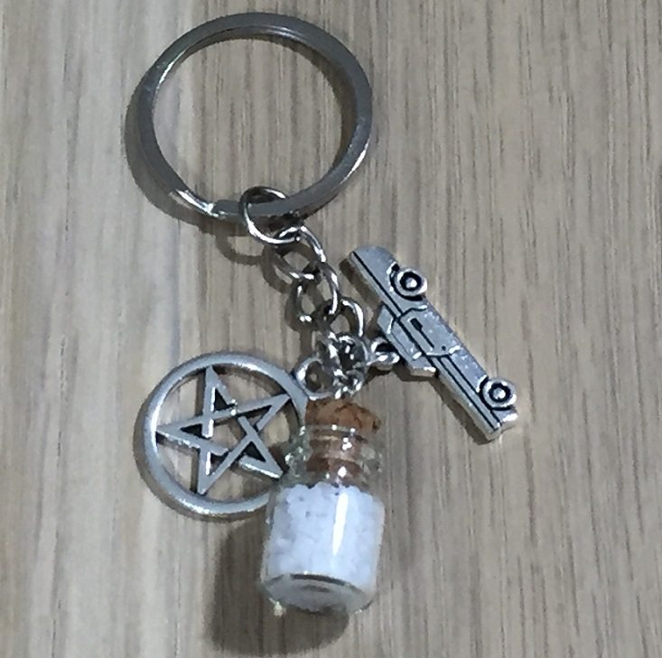 fan-empire-apr-keychain