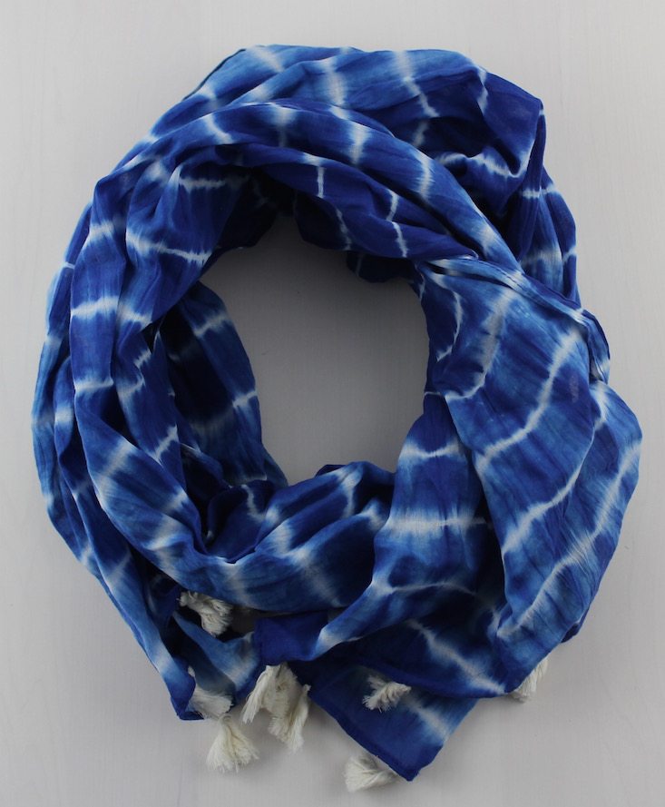 globe-in-benefit-basket-may-2016-scarf