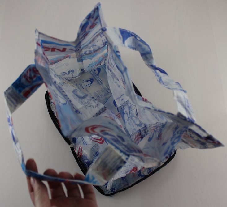 globein-may-2016-bag-hand