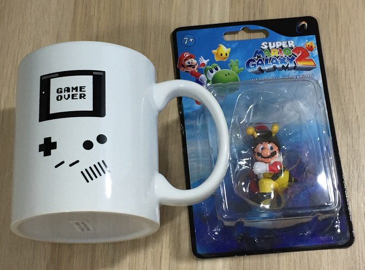 gorilla-gamer-may-mug-toy