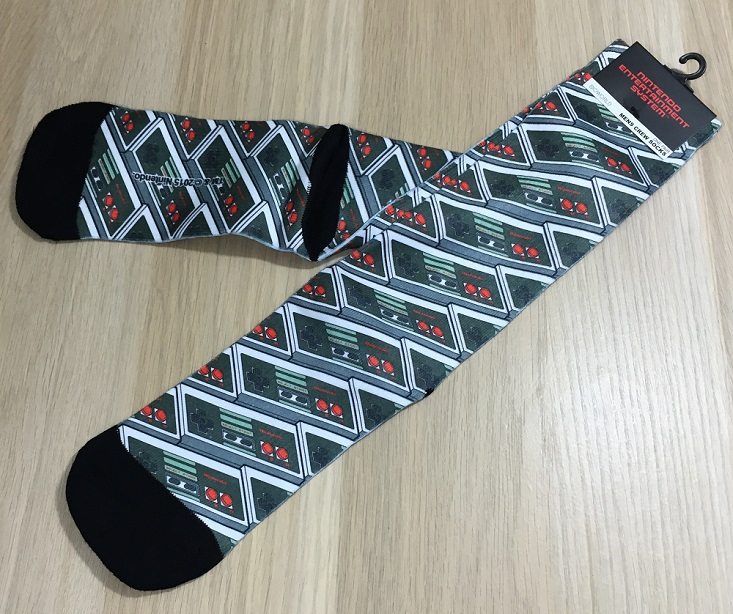 gorilla-gamer-may-socks