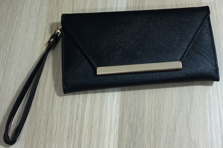 wantable-accessories-may-lauren