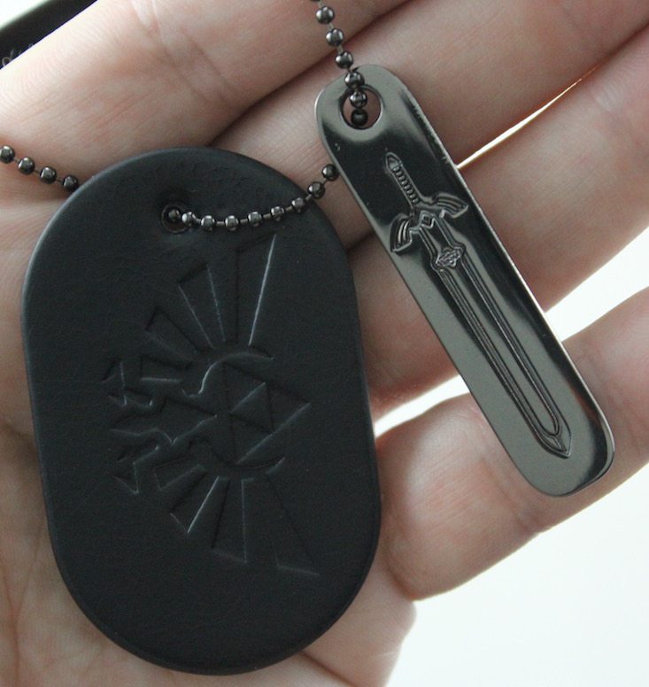 Loot Gaming Subscription Box Review + Coupon May 2016 - dog tag close up