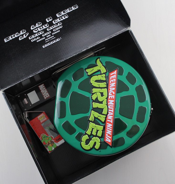 Powered Geek Box Subscription Box Review May 2016 - inside