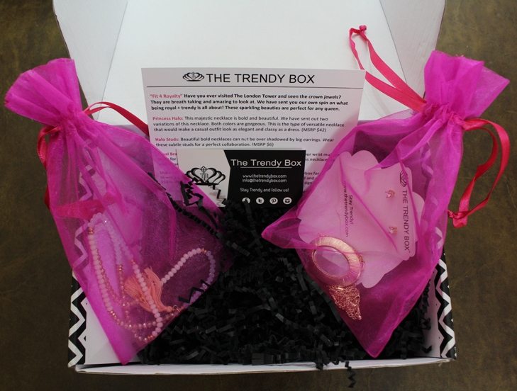 Trendybox-first look1