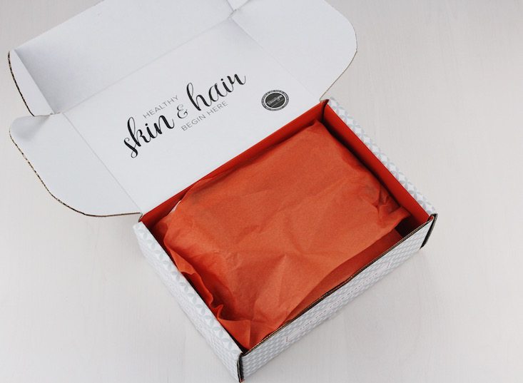 beauty-fix-june-2016-open