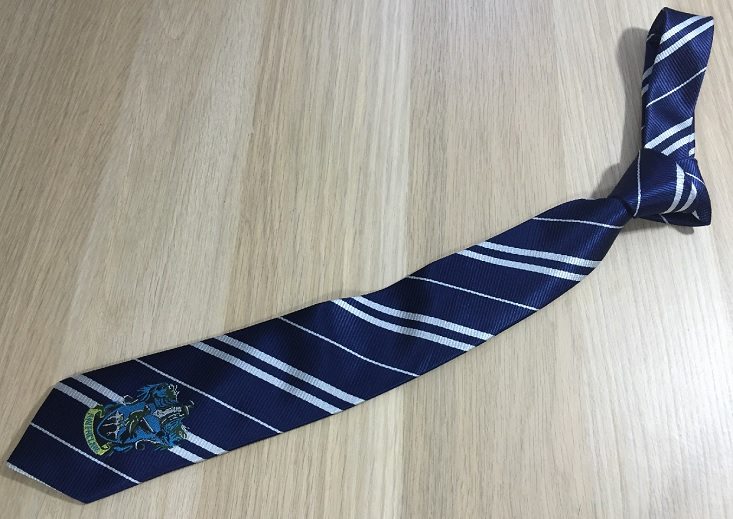 fan-empire-may-tie