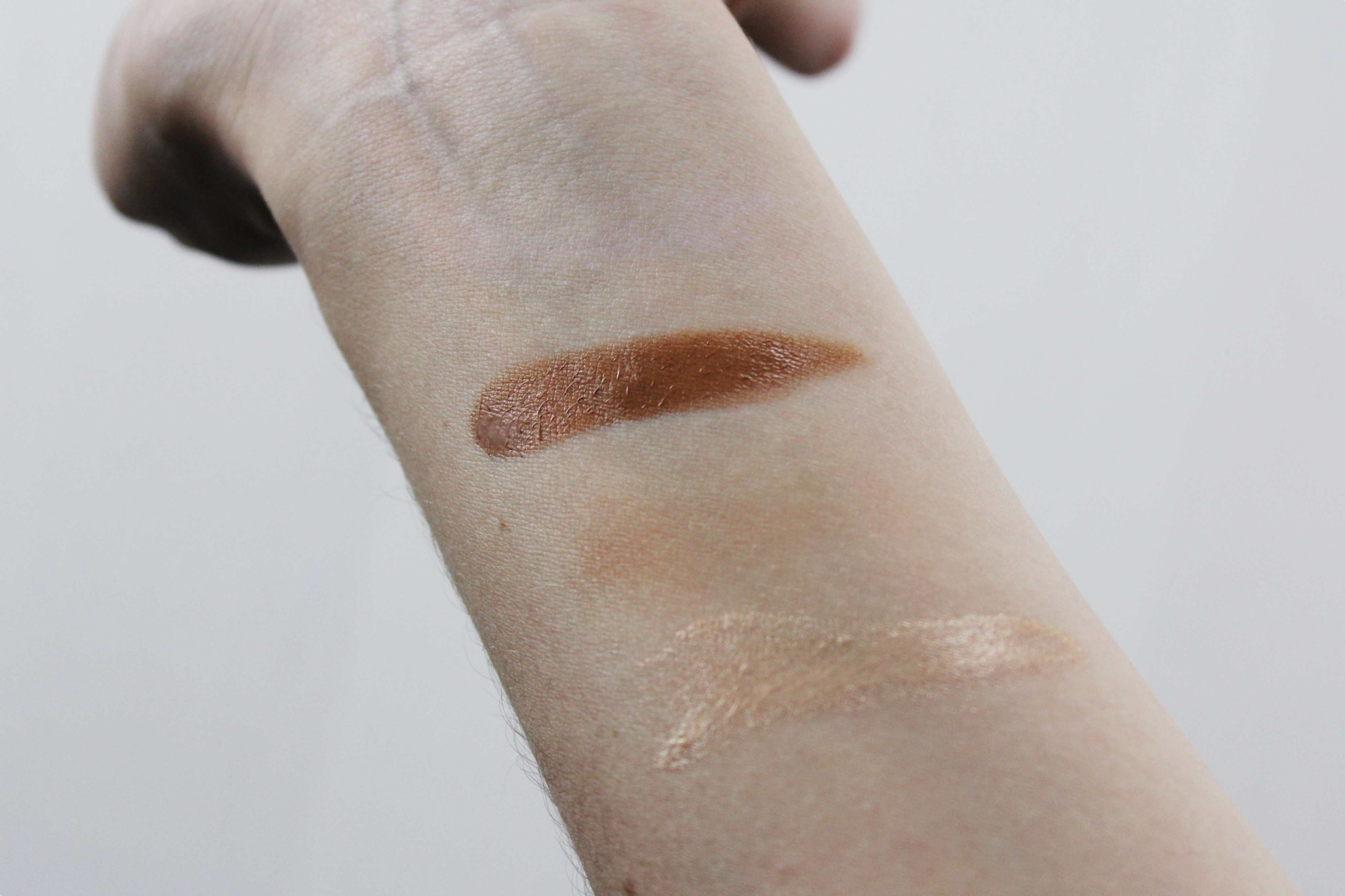 net-a-porter-vacation-kit-swatch