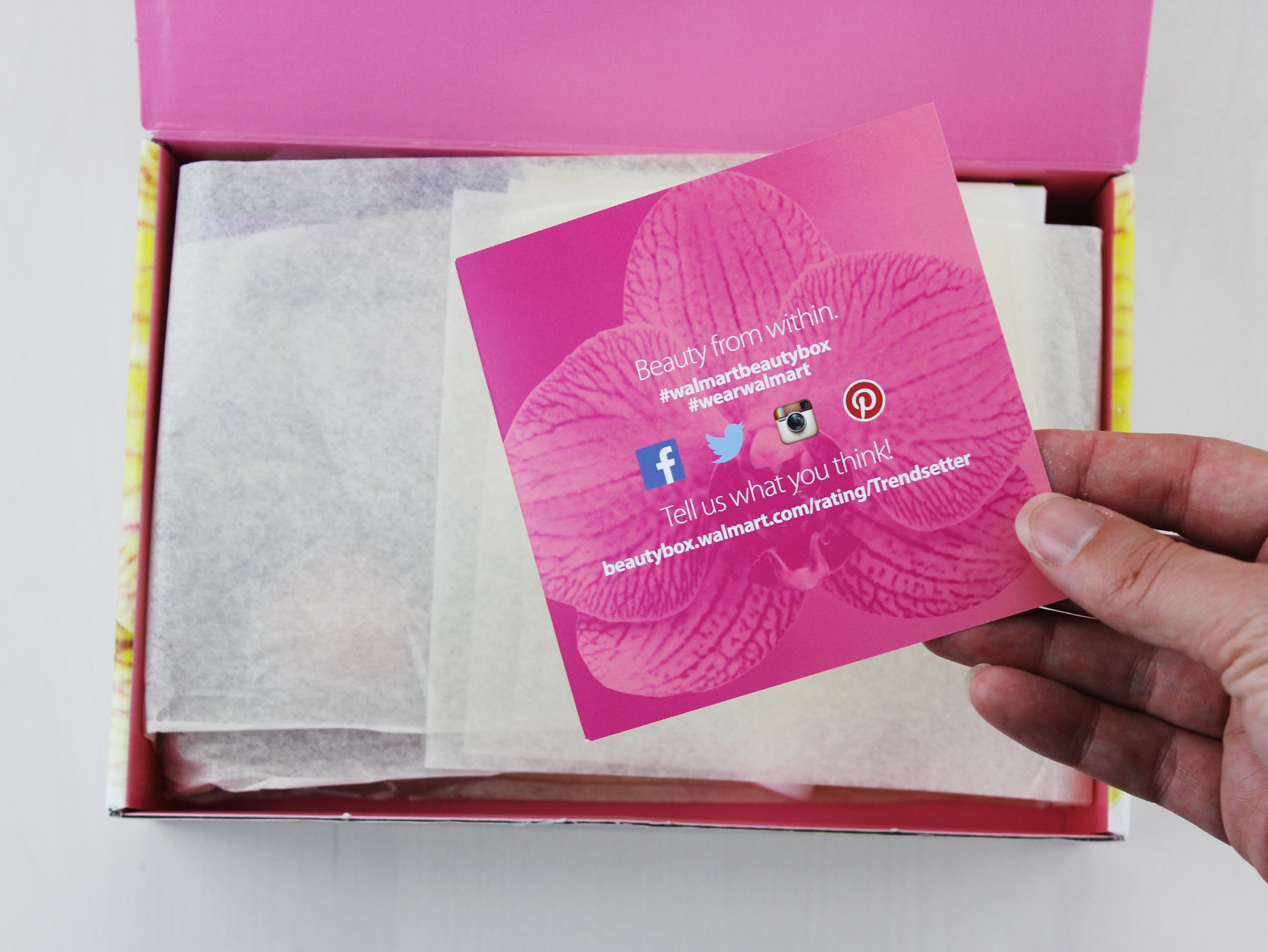 walmart-beauty-box-summer-2016-trendsetter-first