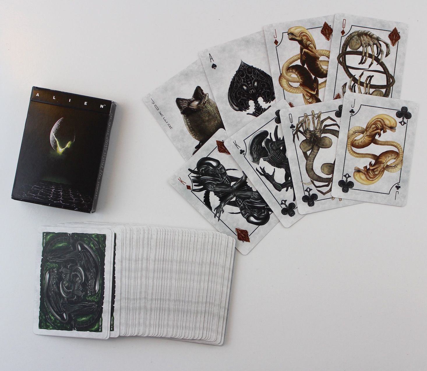Geek Fuel Subscription Box Review + Exclusive Coupon July 2016 - Aliens cards