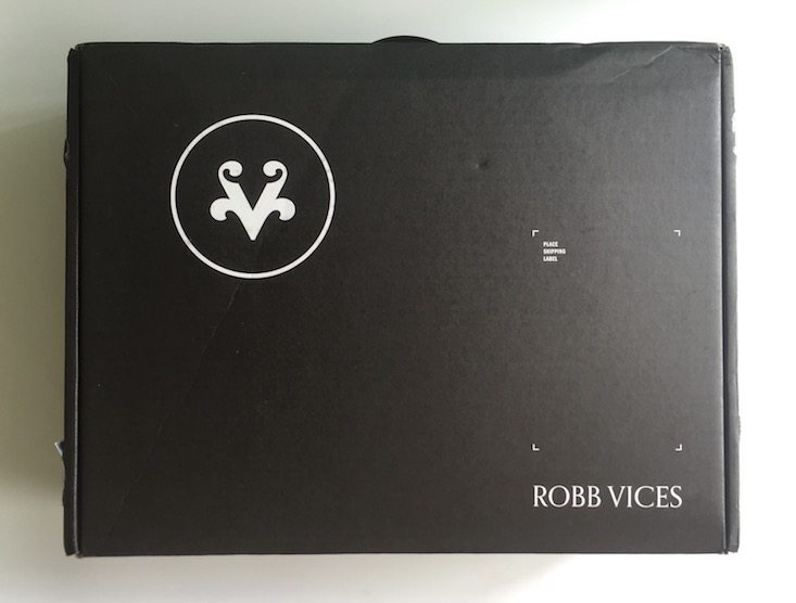 RobbVices-June-2016-Box