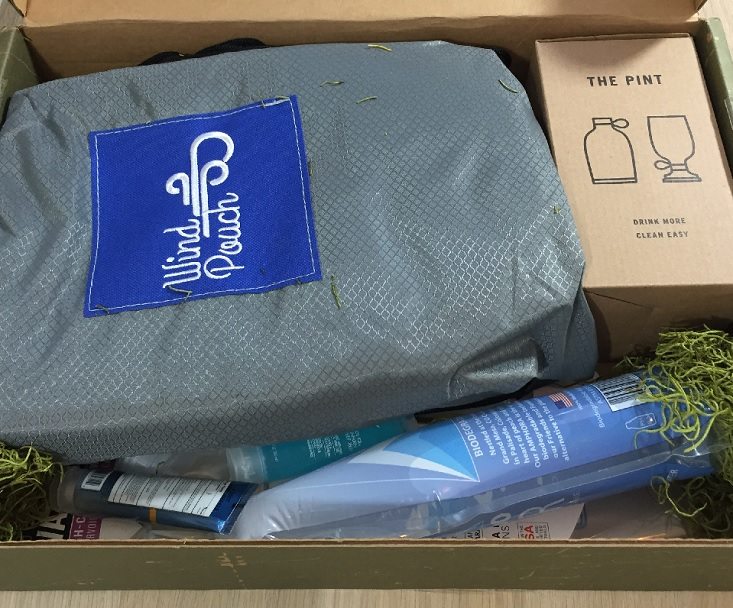 isle-box-jul-inside