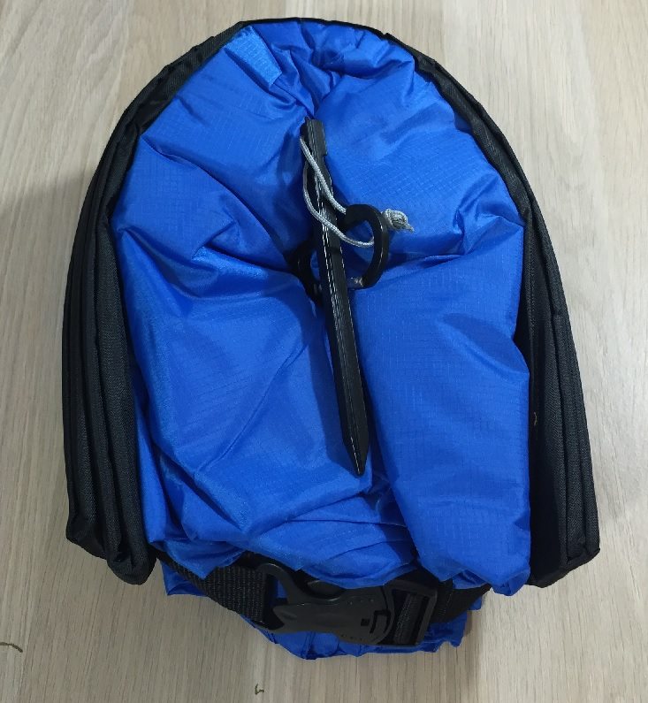 isle-box-jul-pouch-2