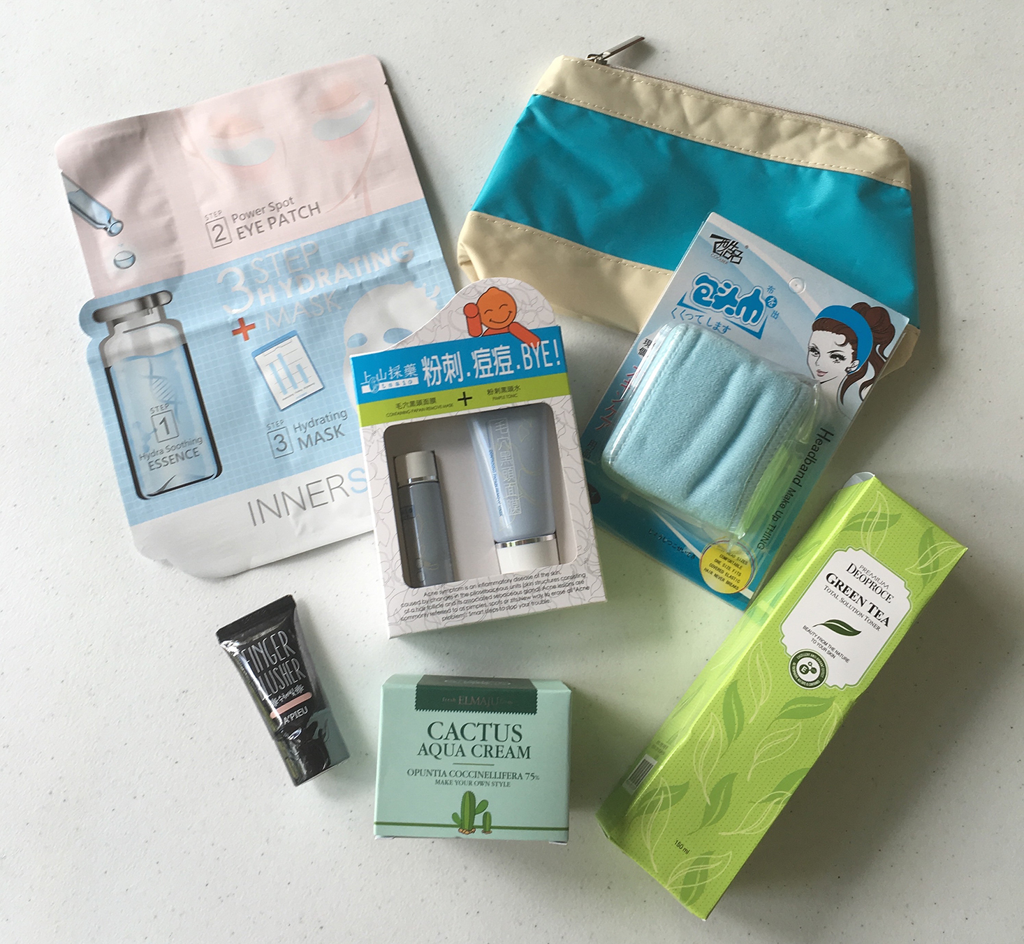 Beauteque-BB-Bag-August-2016-Contents