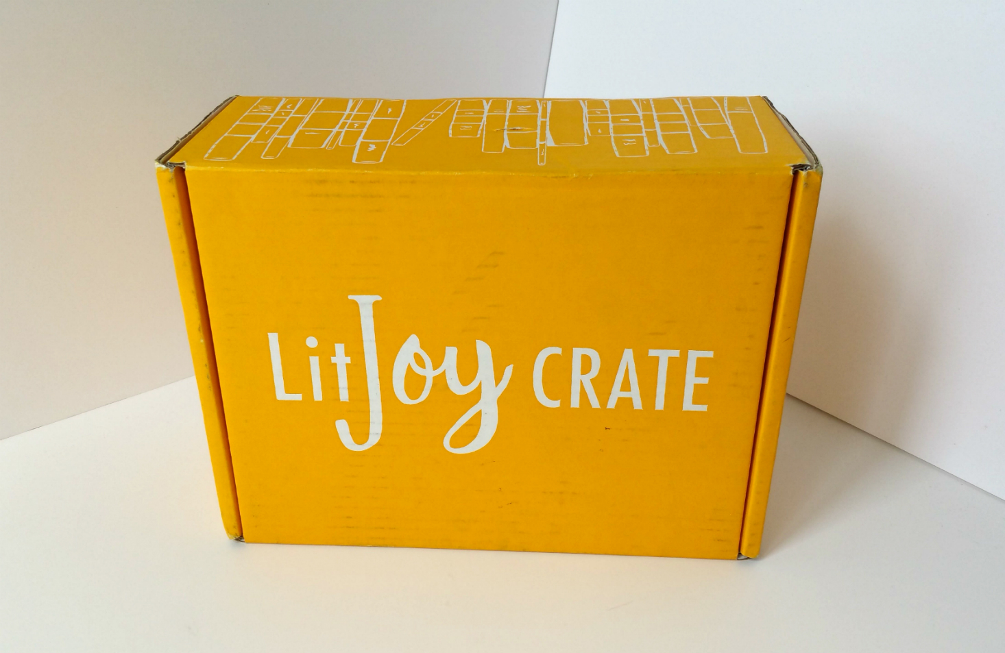 LITJOY CRATE AUGUST 2016 - box
