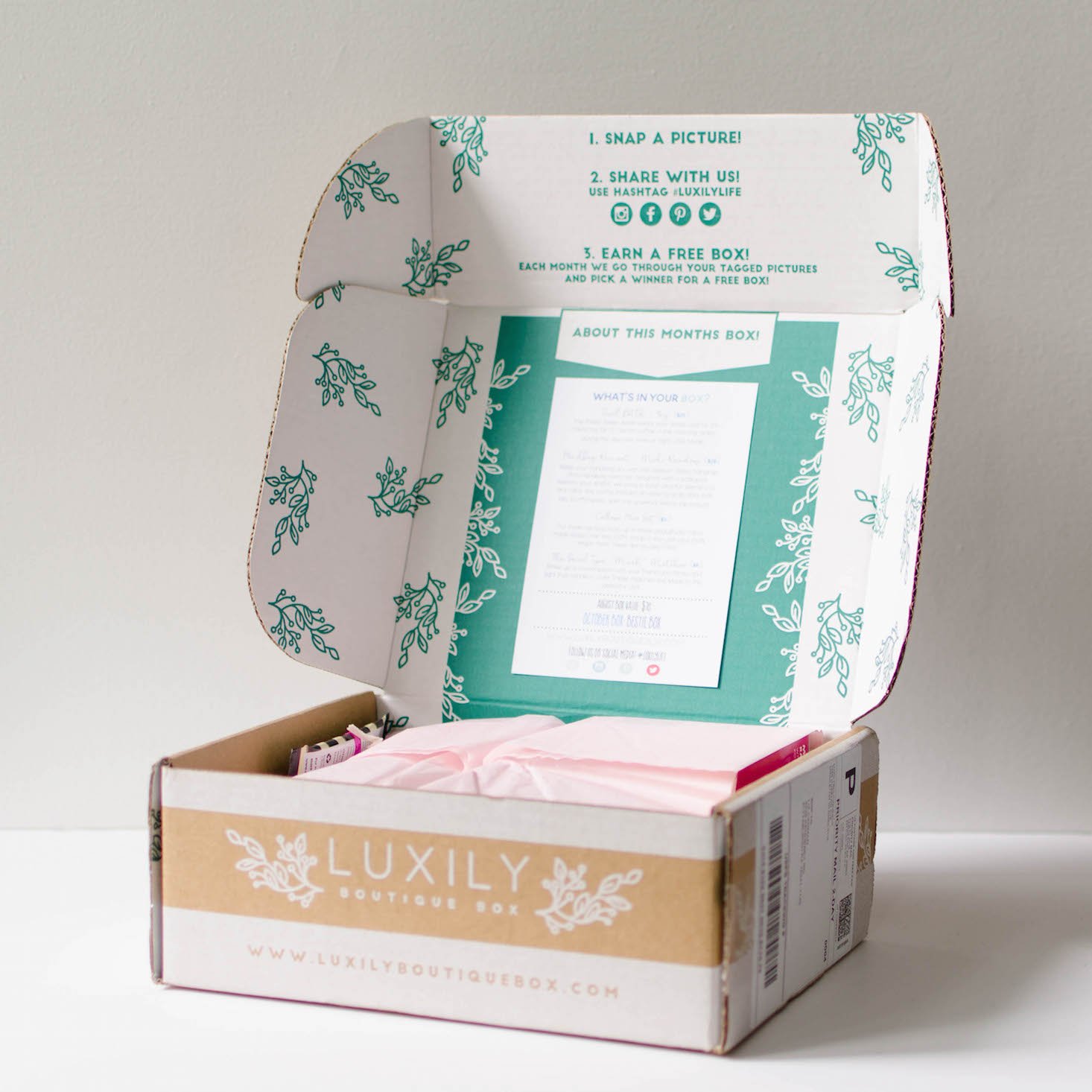 Luxily Boutique Subscription Box Review – October 2016