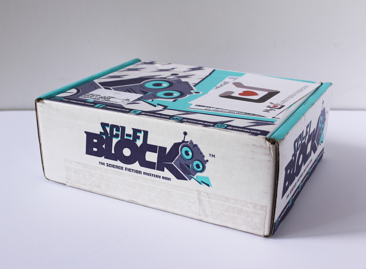Sci-Fi Block Subscription Box Review + Coupon – August 2016