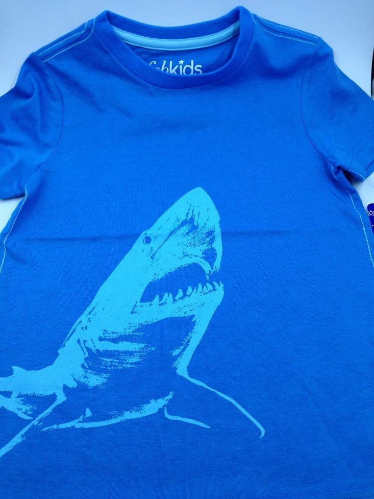 fabkids_july_shark_graphic_tee