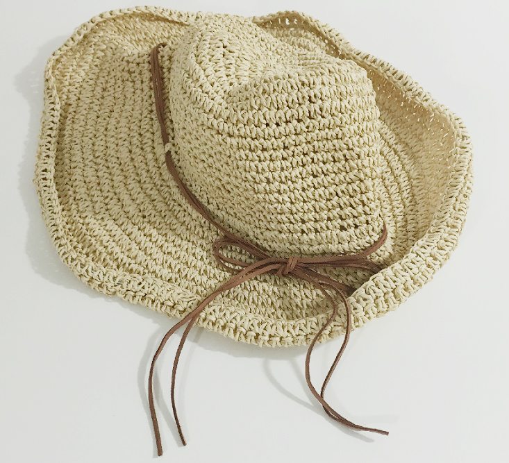 gina-louise-aug-hat
