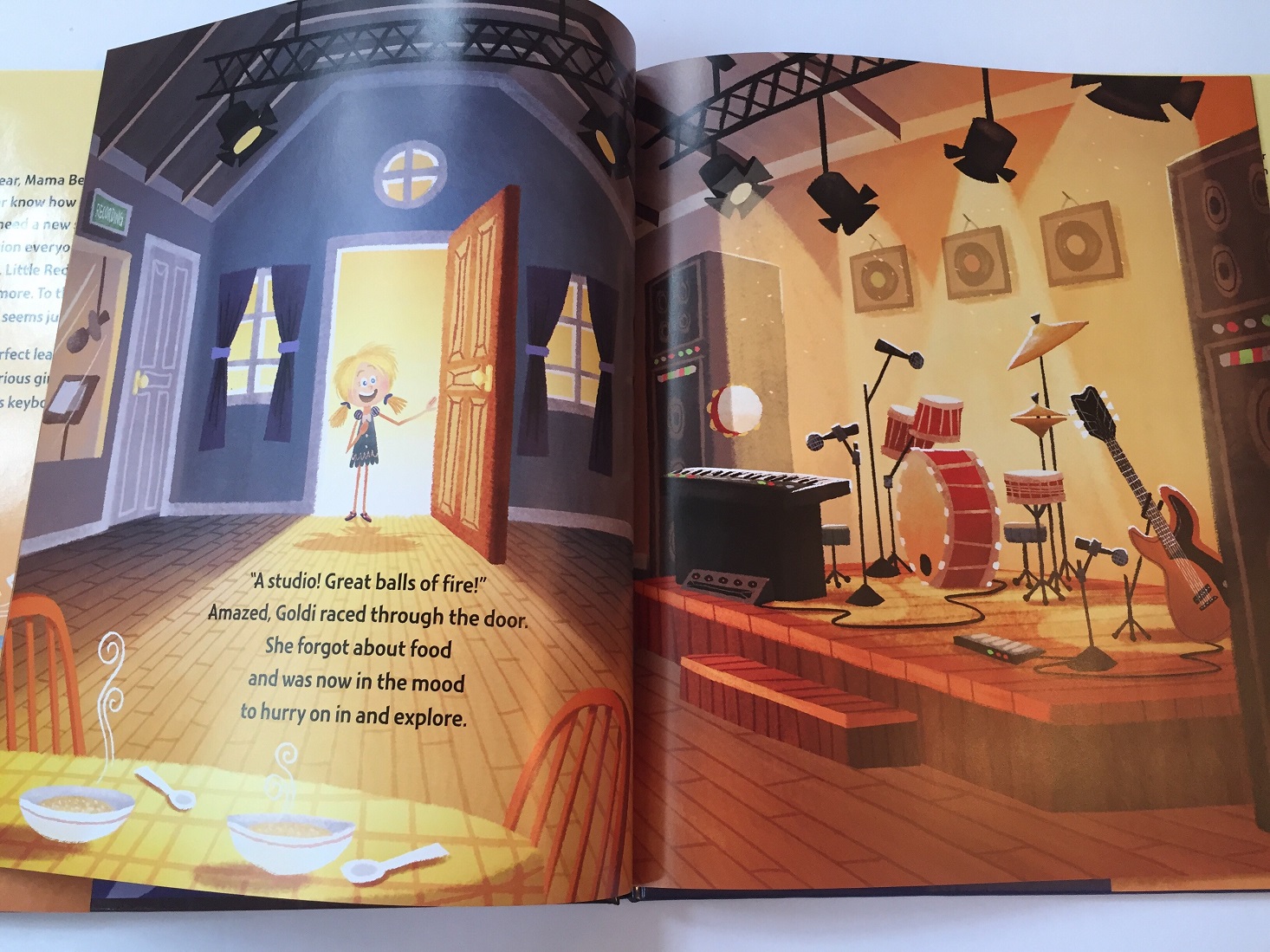 bookroo-september-2016-goldi-2