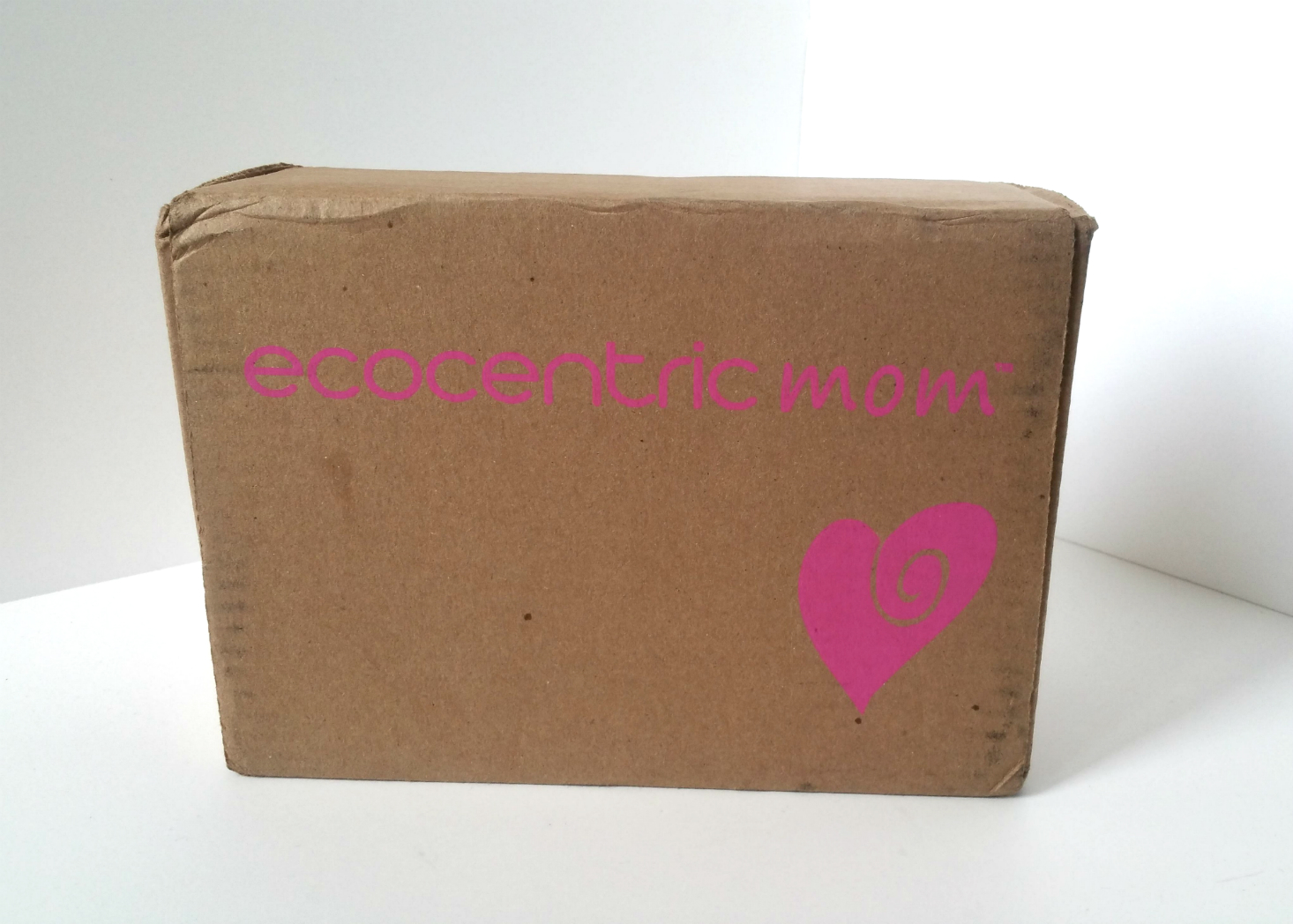 ecocentric-mom-august-2016-box