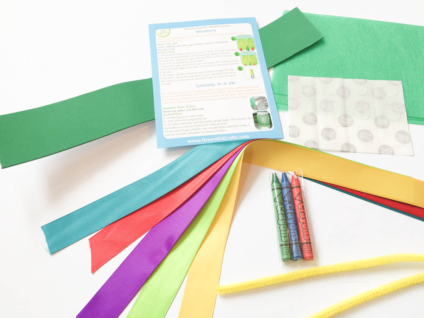 green-kid-crafts-september-2016-kite-supplies