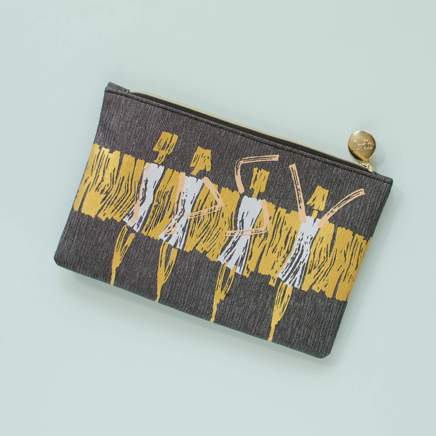 ipsy-glam-bag-august-2016-003