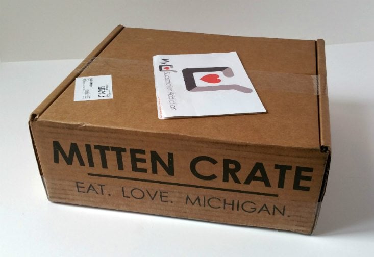 MITTEN CRATE AUGUST 2016 - BOX