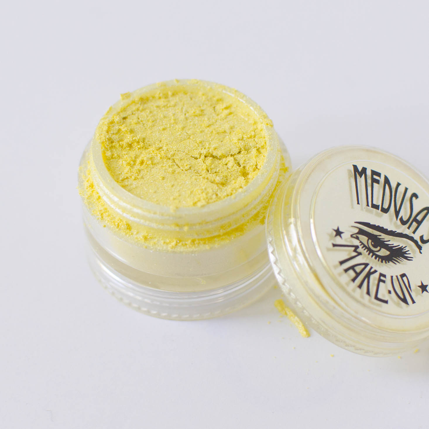 medusas-makeup-monthly-beauty-box-september-2016-009