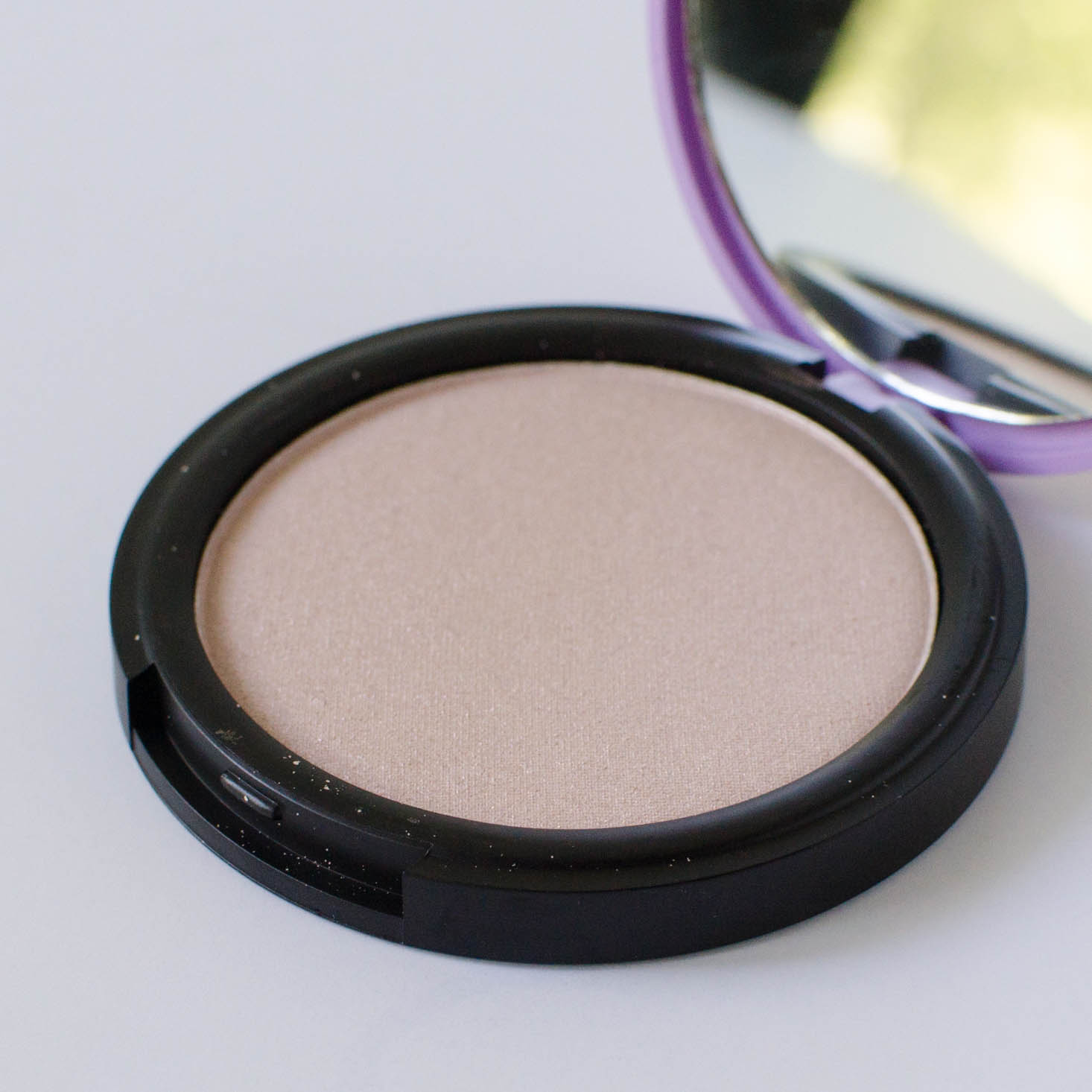 medusas-makeup-monthly-beauty-box-september-2016-012