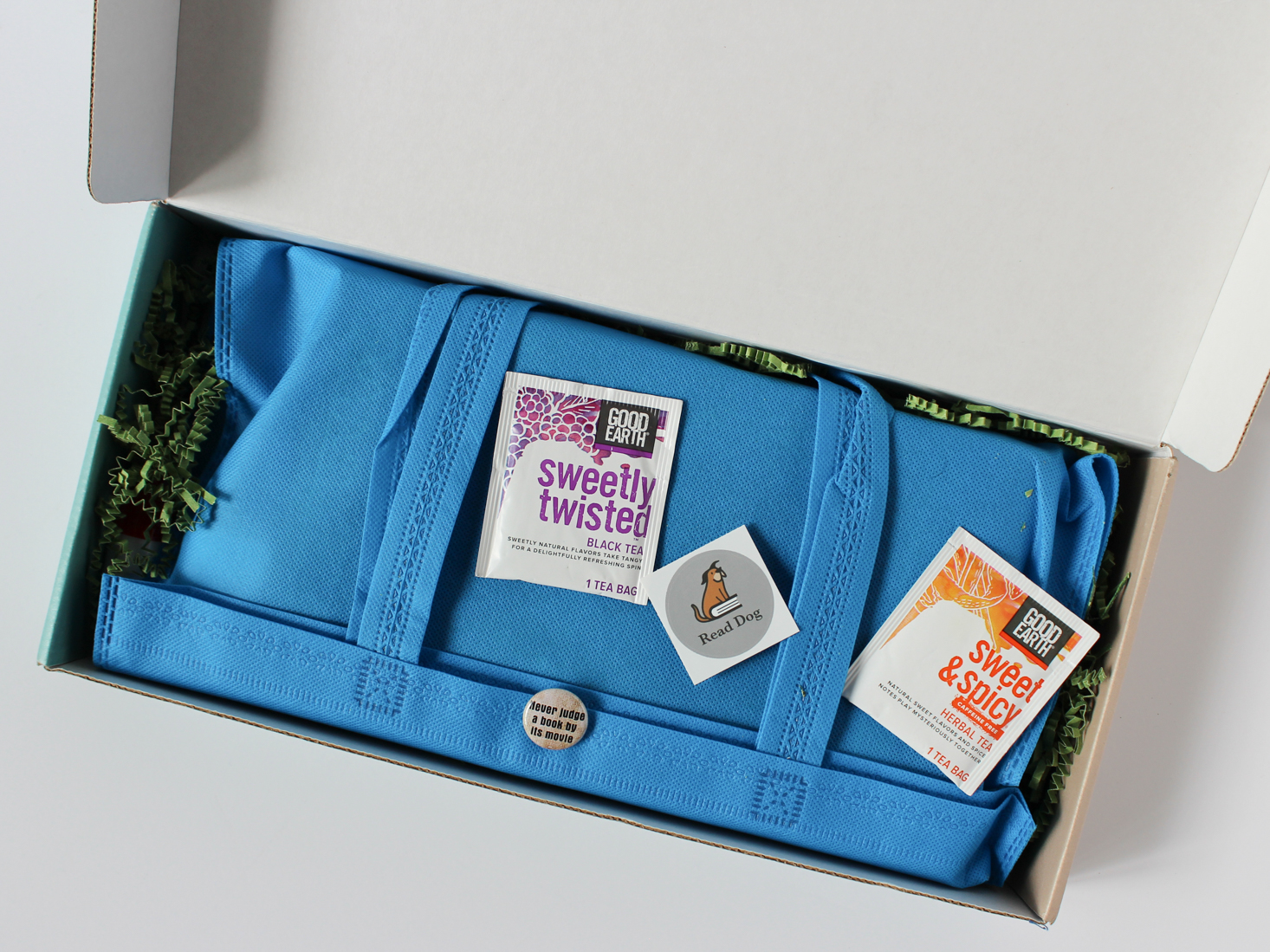 read-dog-box-2