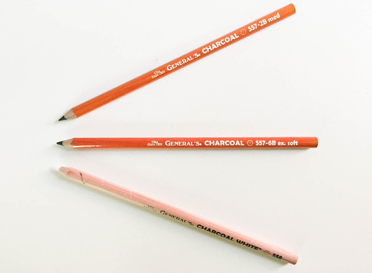 sketchbox-september-2016-pencils