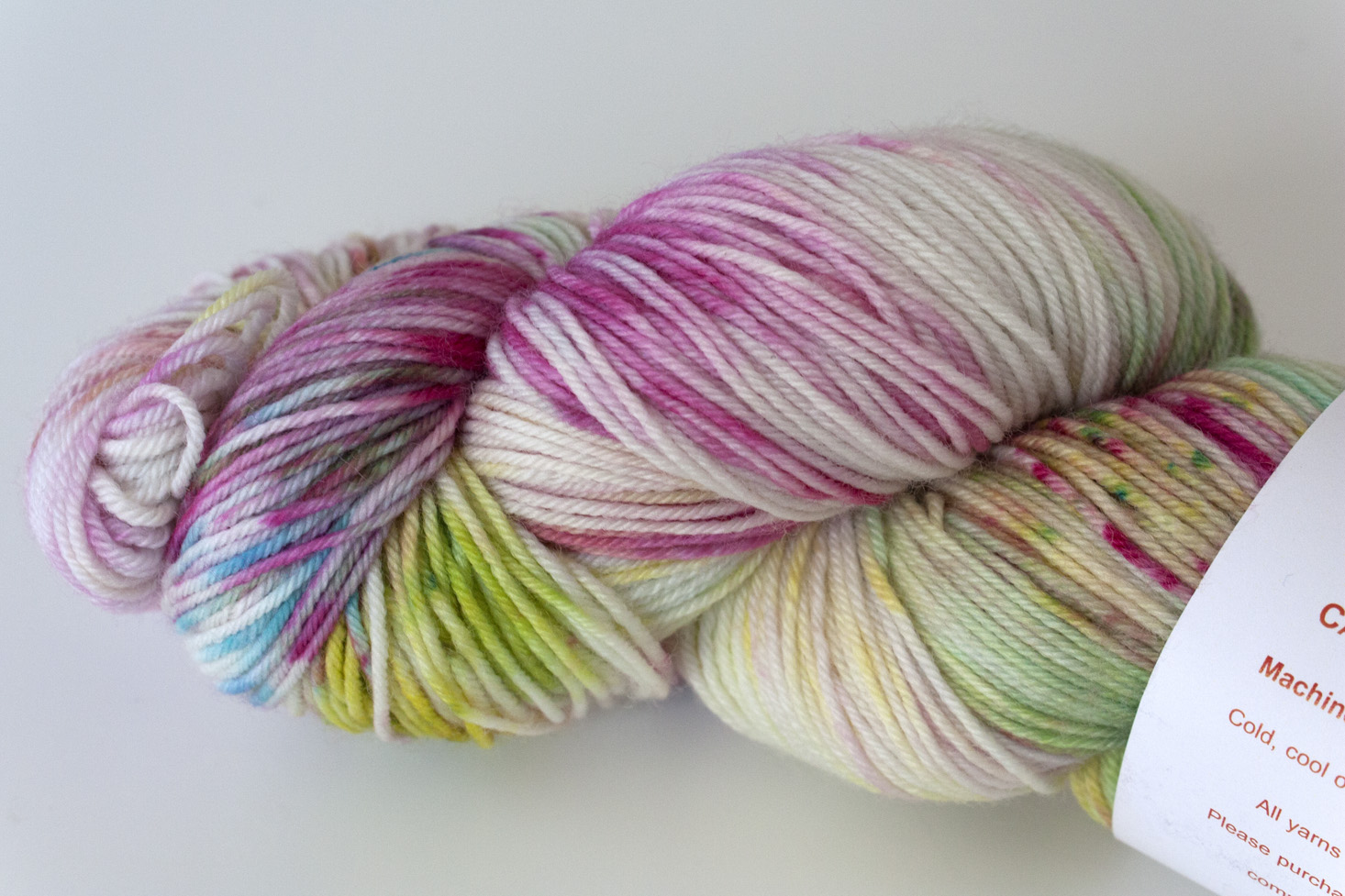 yarn-crush-sock-crush-september-2016-featured-yarn-zoom