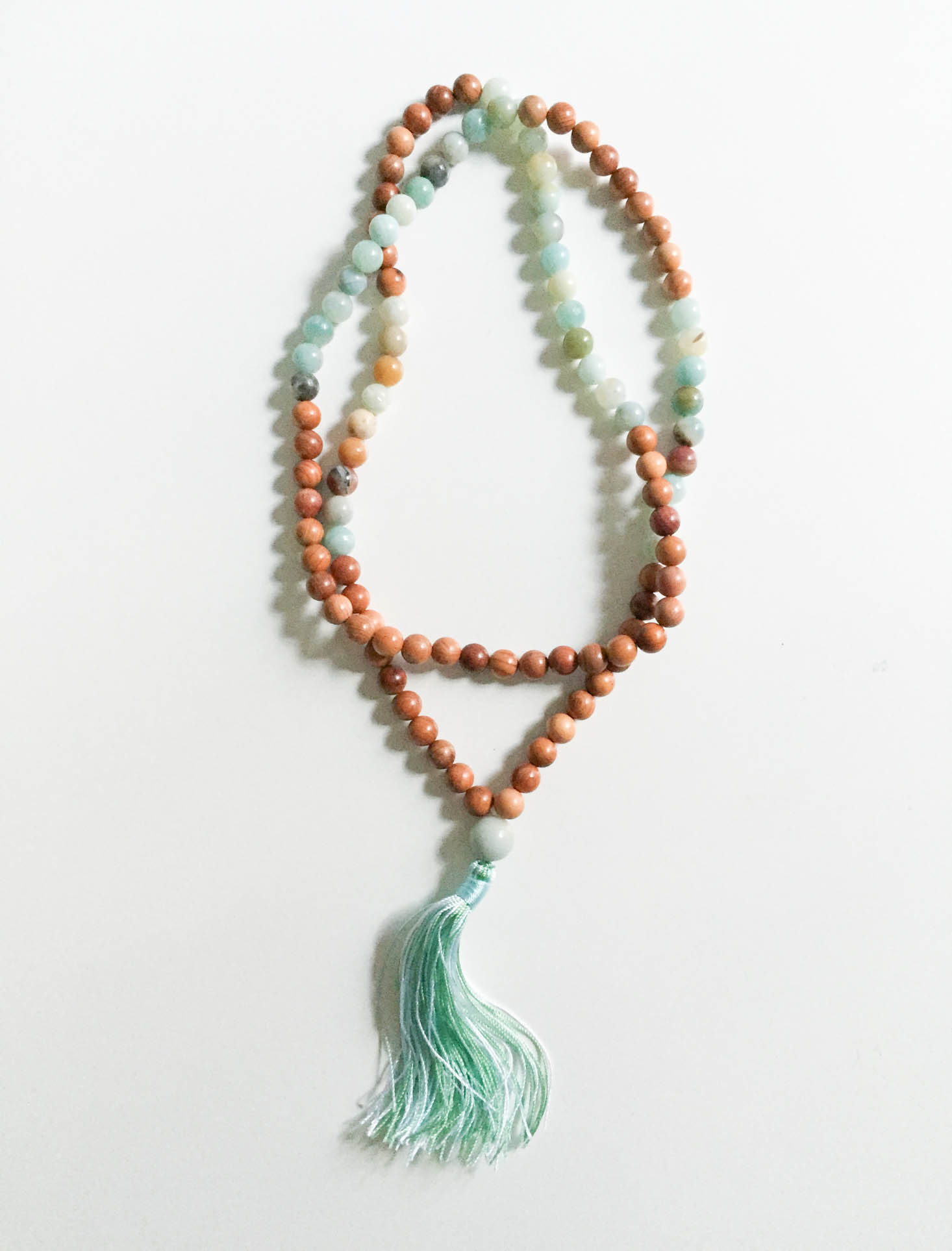 yogi-surprise-jewelry-september-2016-necklace