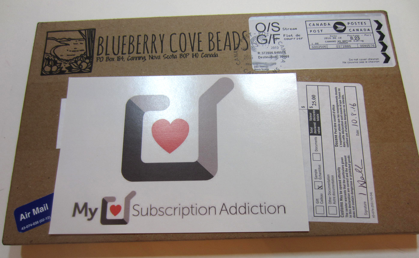 blueberrycovebeads-august-2016-box