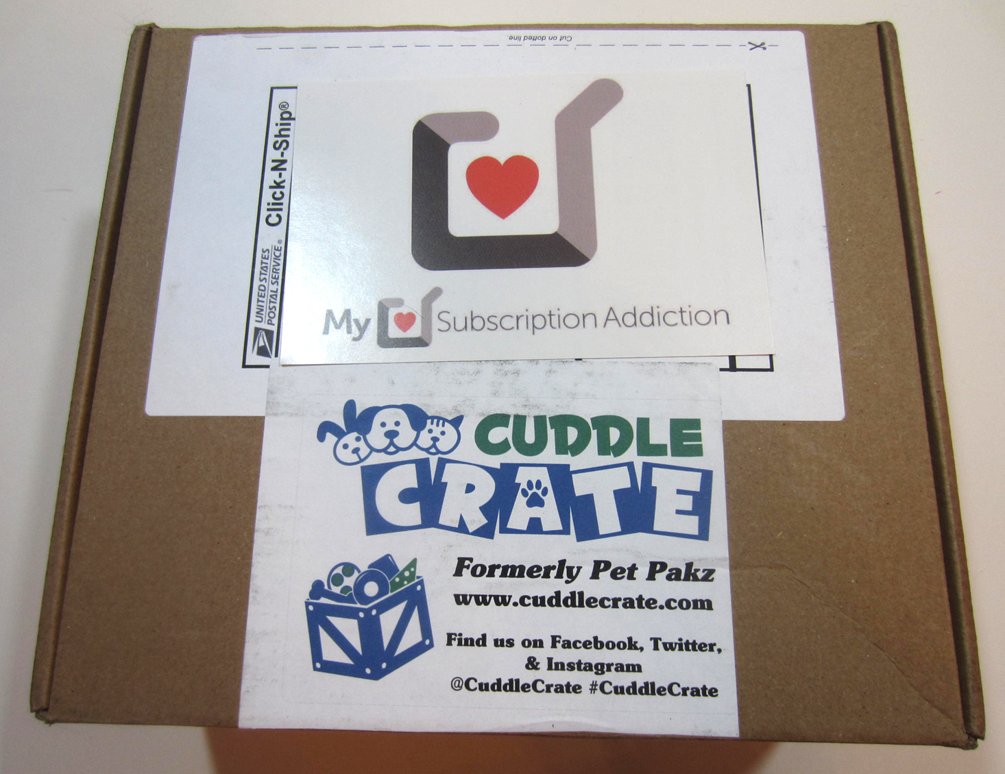 Cuddle Crate Cat Box Review + Coupon – September 2016