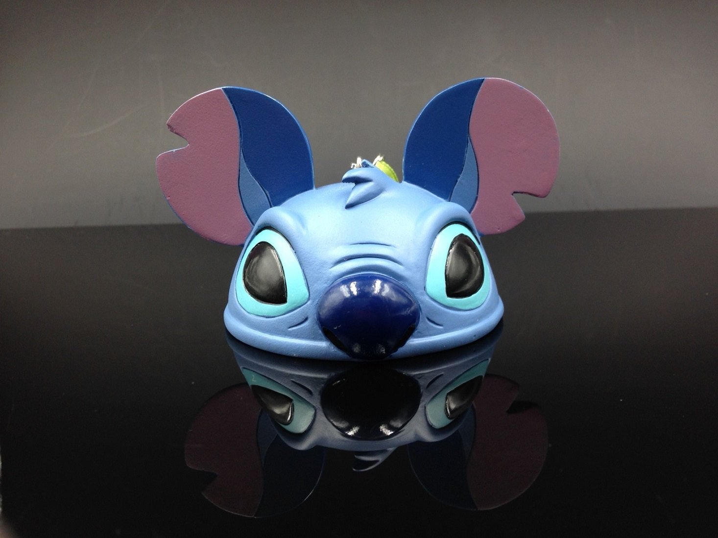 disney-park-pack-holiday-edition-stitch3