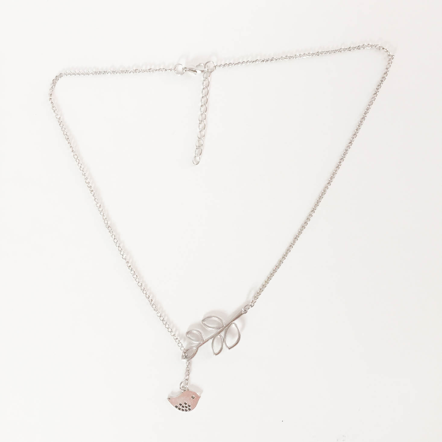 peaches-petals-september-2016-necklace
