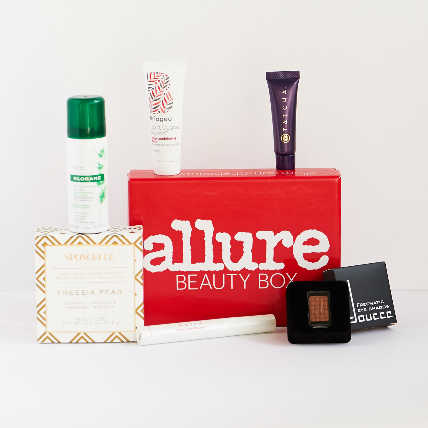 allure-beauty-box-october-2016-0002