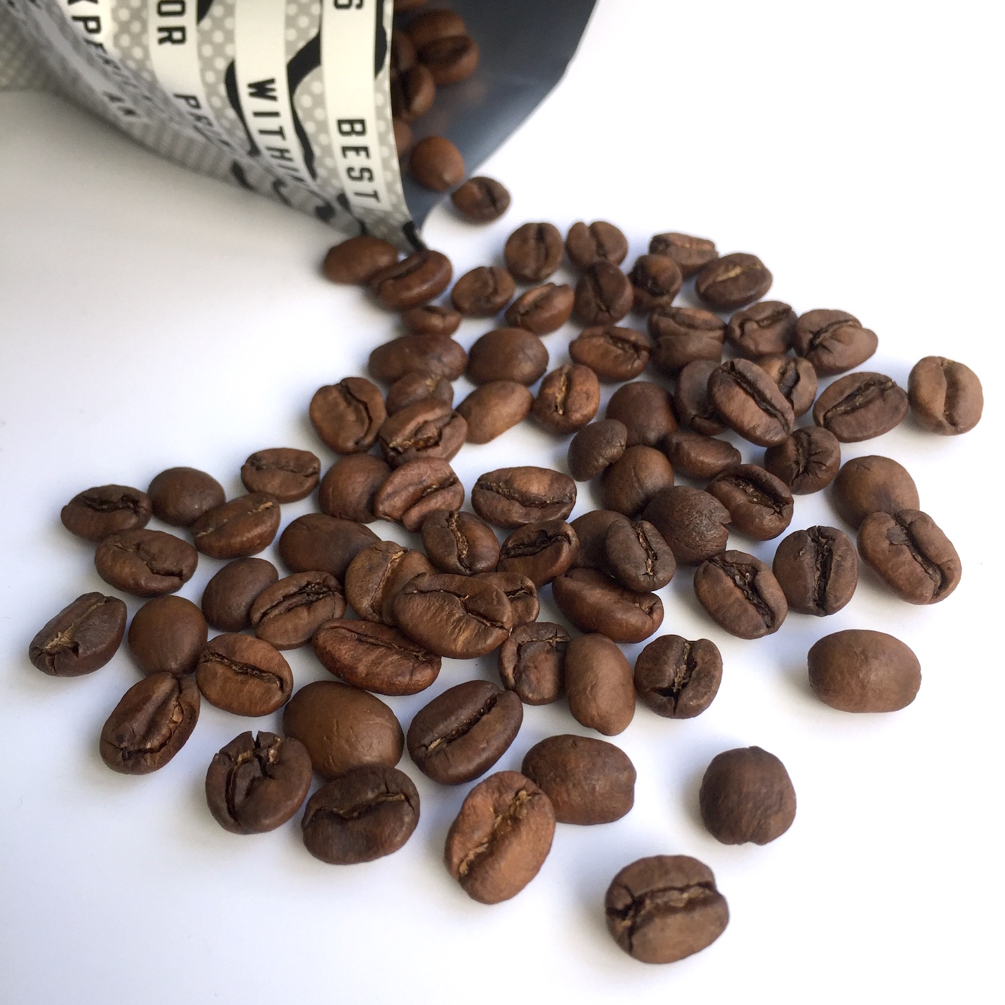 boxo-september-2016-coffee-rev-beans