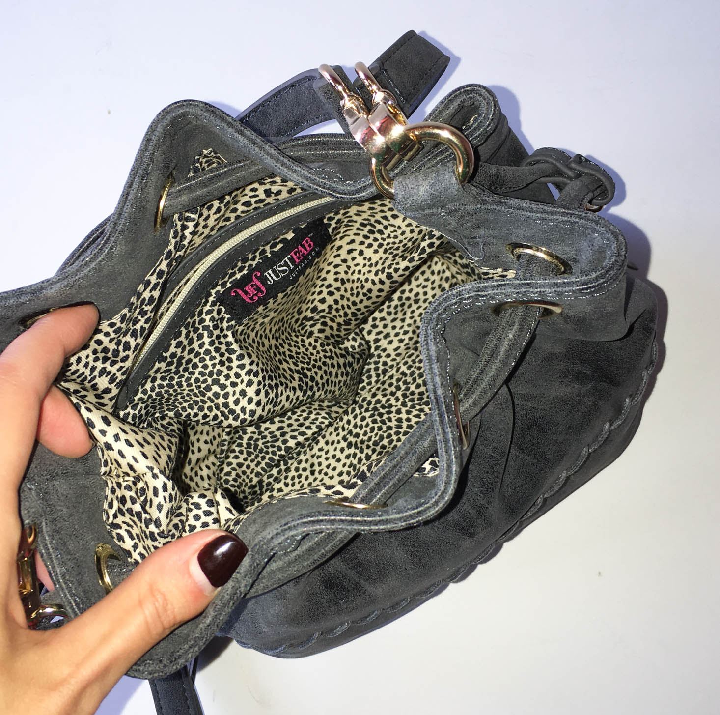 justfab-october-2016-inside-bag