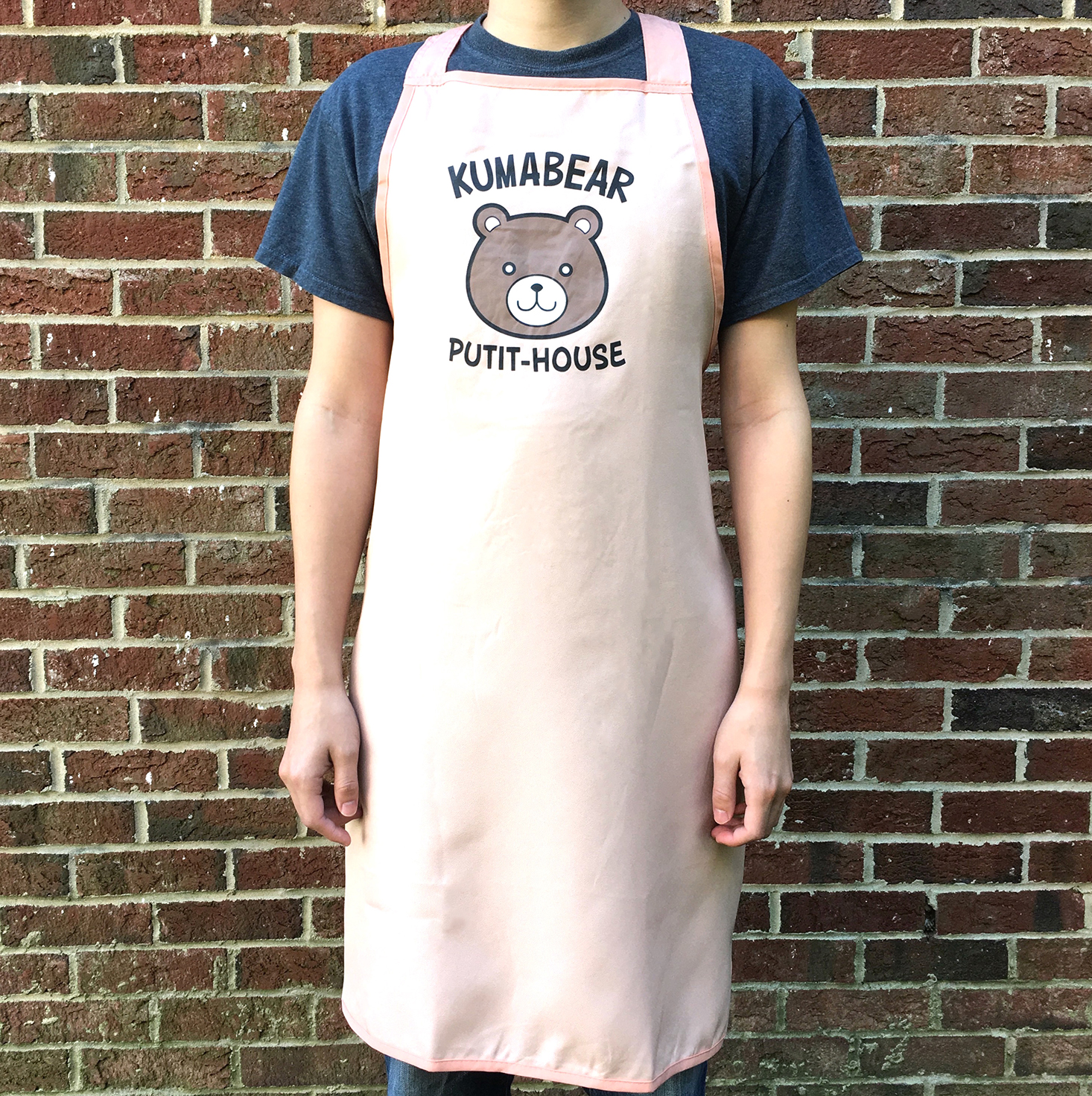 loot-anime-october-2016-apron-front