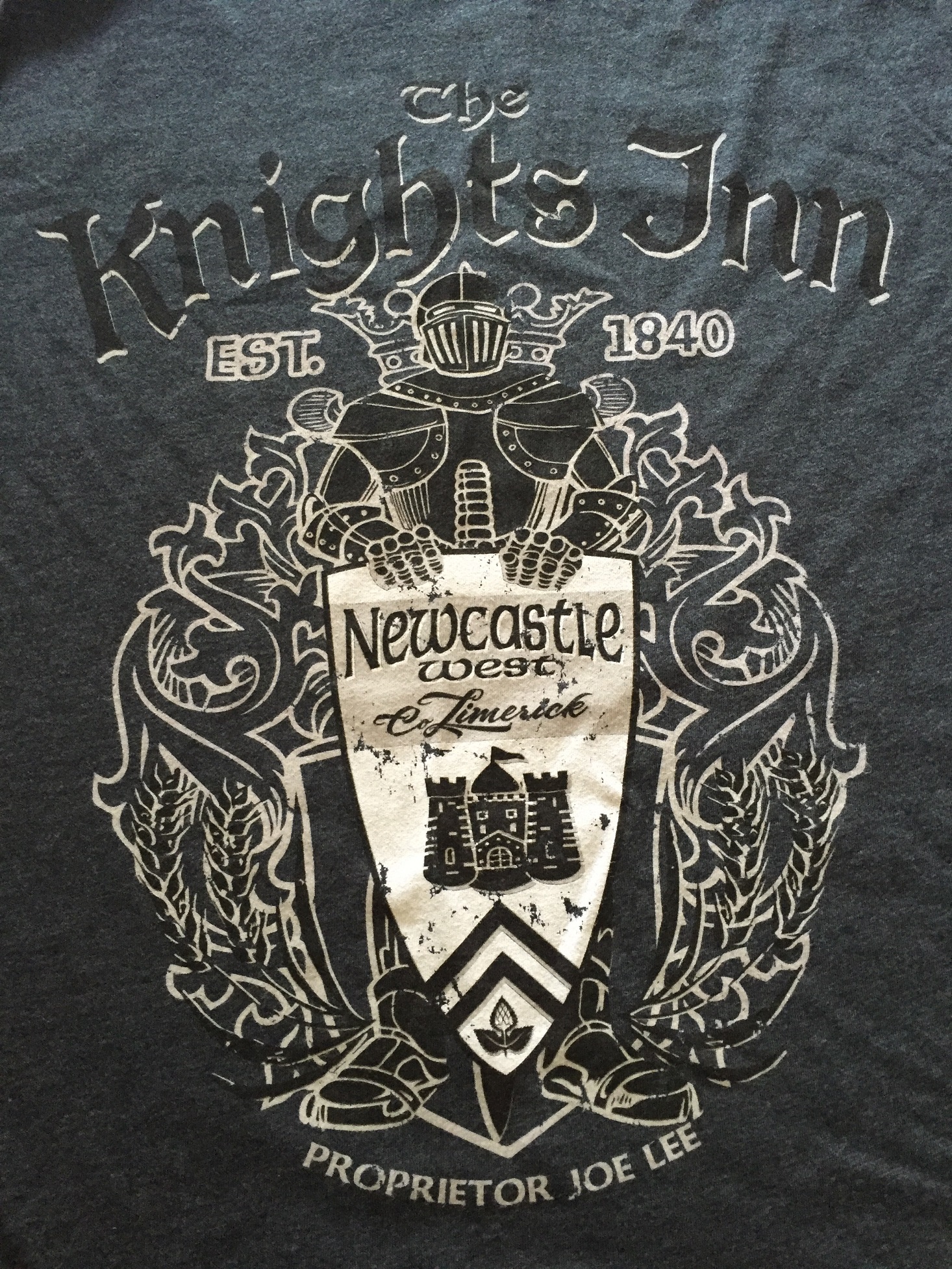 pub-shirt-club-october-2016-shirt-close