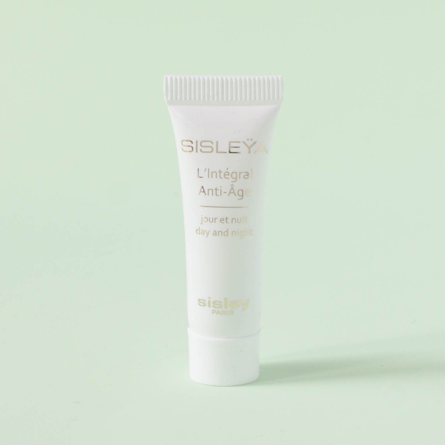 sisley-beauty-subscription-september-2016-009