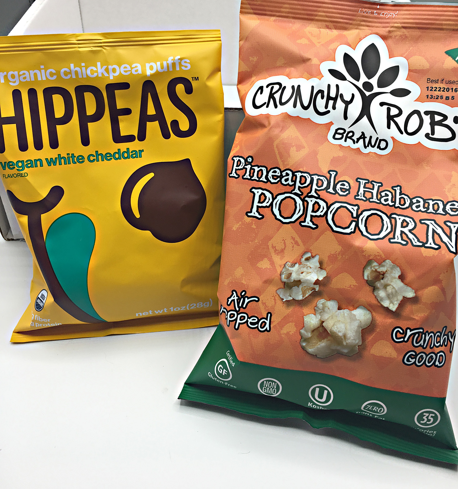 snack-sack-september-2016-hippeas-popcorn