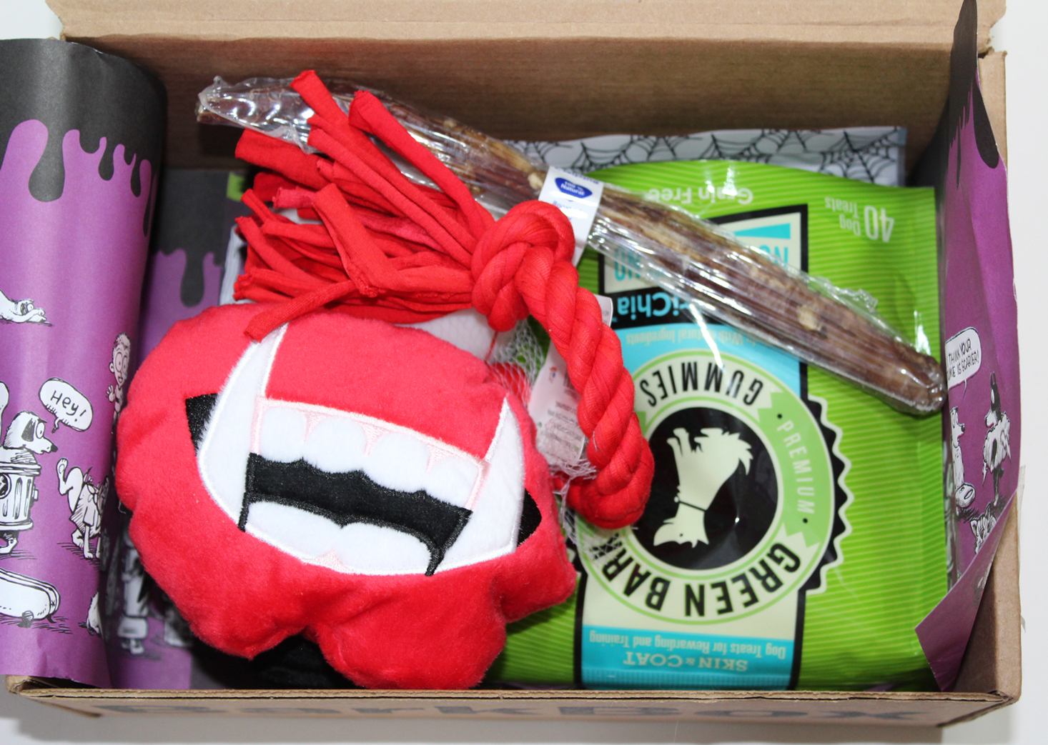 barkbox-large-october-2016-inside2