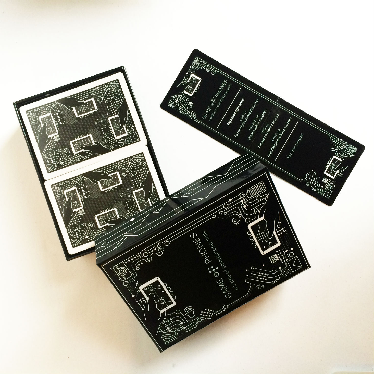 Read our review to see what indie items are inside the October 2016 Craftly box!