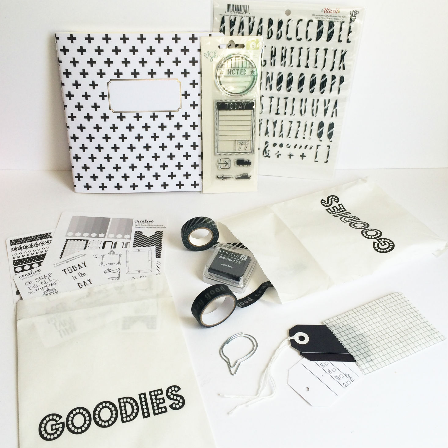 Scrapbooking fans, check out our review of the October Mercantile Mail!