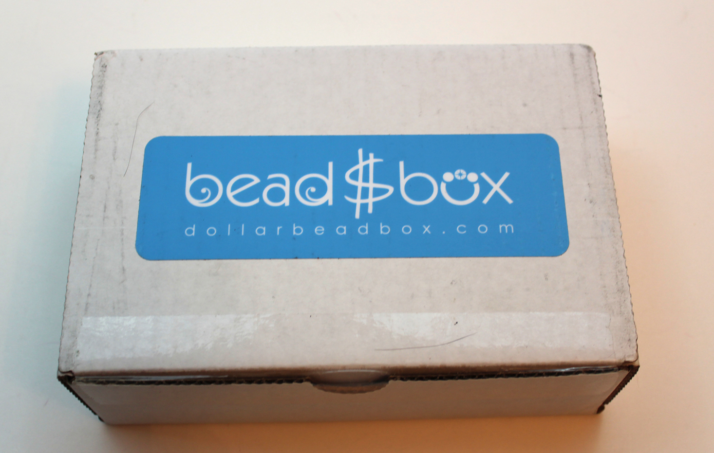 dollar-bead-bag-october-2016-box