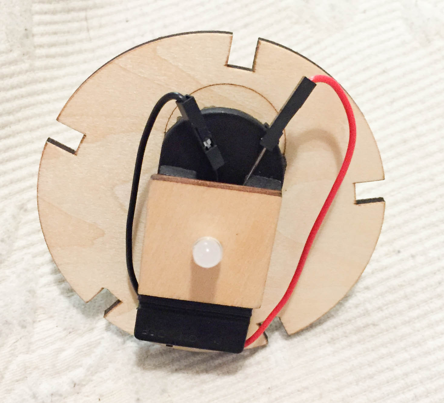 tinker-crate-pumpkin-lantern-october-2016-lid